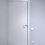 puertas blancas