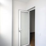 puerta aluminio barcelona