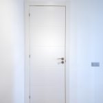 puertas blancas barcelona