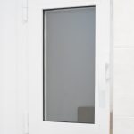 ventana de aluminio blanco