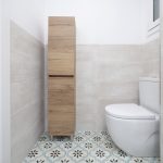 armario de madera baño