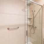 azulejo beige baño