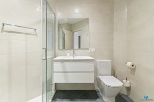 diseño baño neutro