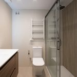 reforma de baños en vallirana